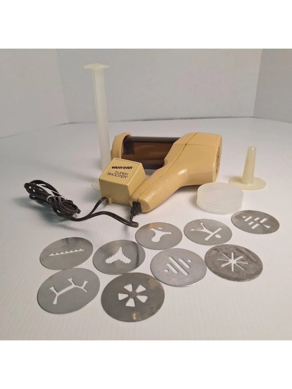 VINTAGE 1970'S WEAR-EVER SUPER SHOOTER ELECTRIC FOODGUN MODEL 70123 ORIGINAL BOX